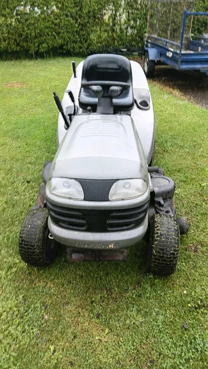 Craftsman hydrostatic Briggs engine 42" deck - Image 2