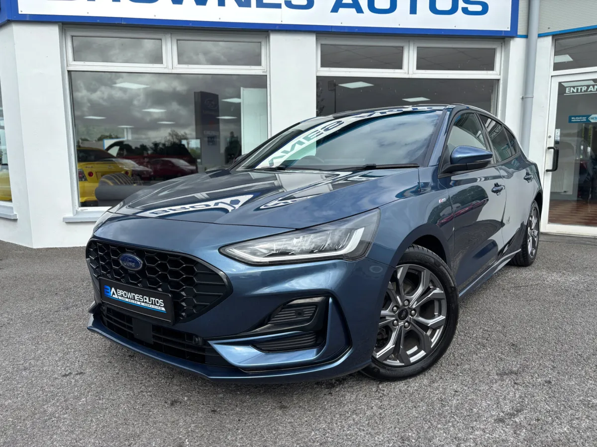 2022 Ford Focus ST-Line 1.5L Auto - Image 2