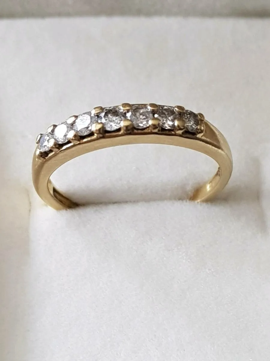 18ct gold half eternity ring - Image 3