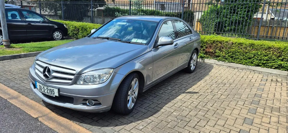 Mercedes-Benz C-Class 2008 - Image 1