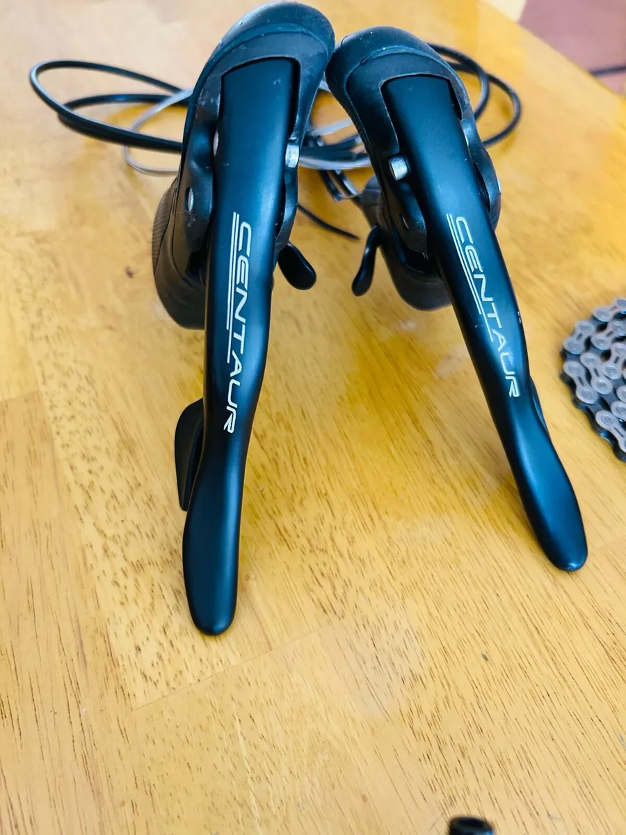 Campagnolo 11 speed groupset - Image 2