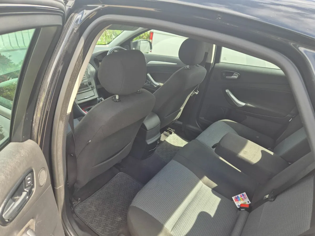 Ford Mondeo 2009 - Image 1