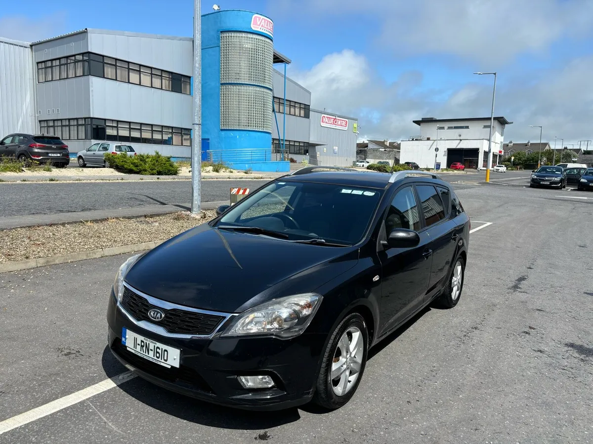 11 Kia Ceed New Nct 3/26 - Image 1