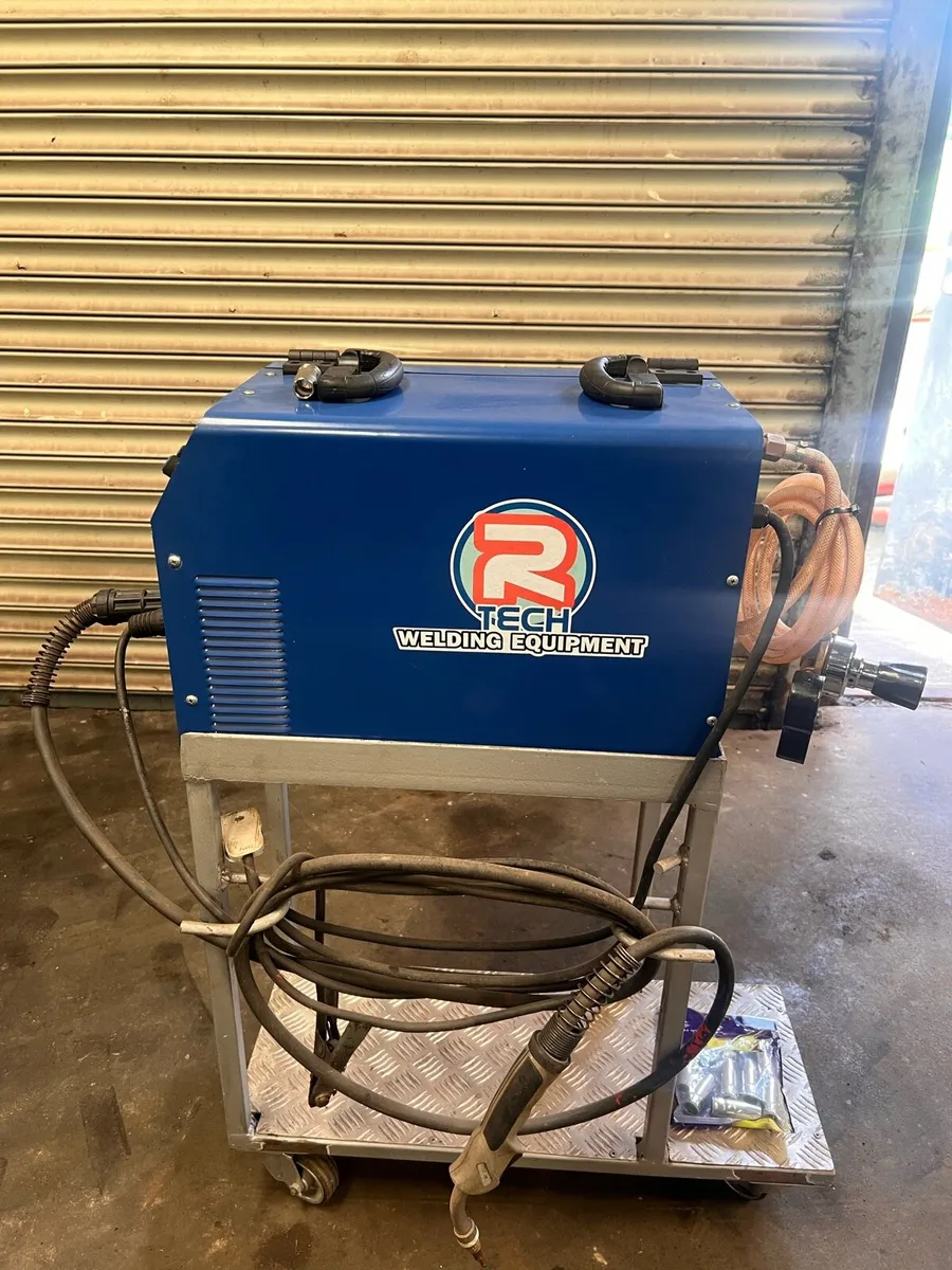 R-Tech 250 amp Mig Welder - Image 1