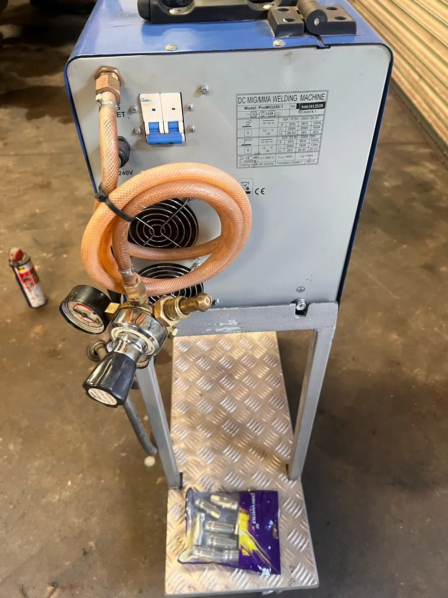 R-Tech 250 amp Mig Welder - Image 2