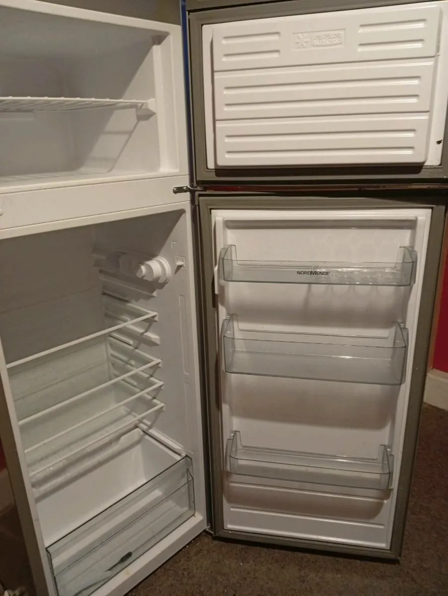 fridge freezer - Image 2