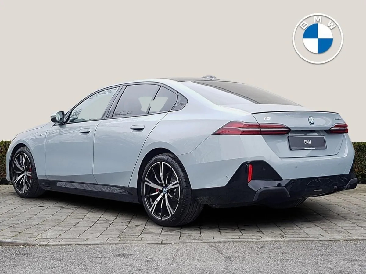 BMW i5 Edrive40 M Sport - Image 2