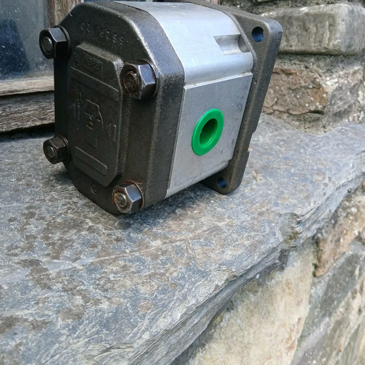 New hydraulic pump - Image 1
