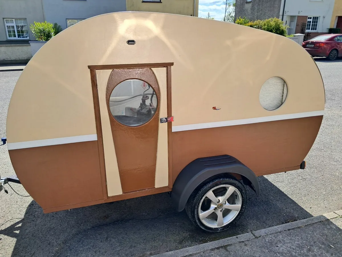 Teardrop camper - Image 1