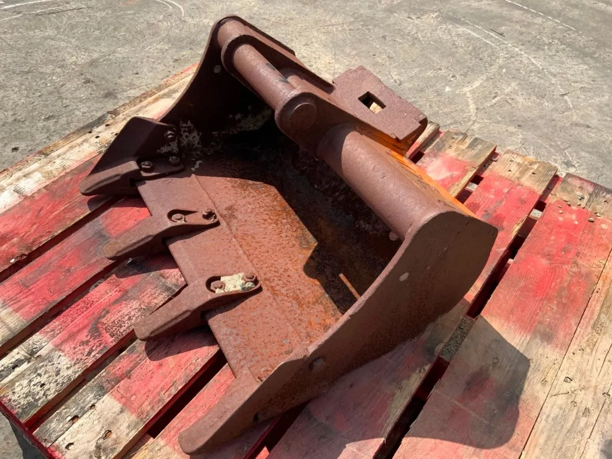 24" DIGGING BUCKET  HARFORD SL10 HITCH ...1306. - Image 2