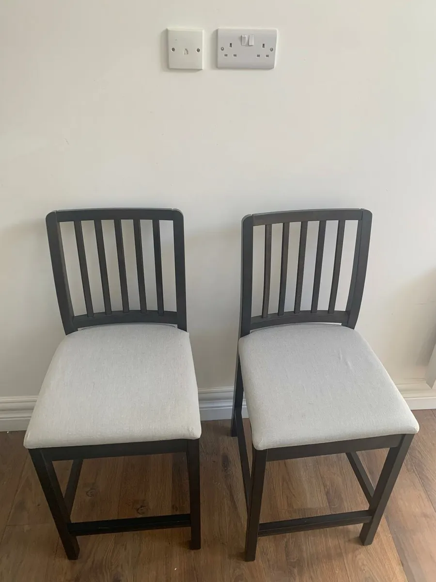 💥2 island stools for sale 💥 - Image 1