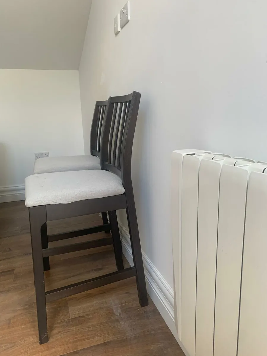 💥2 island stools for sale 💥 - Image 3