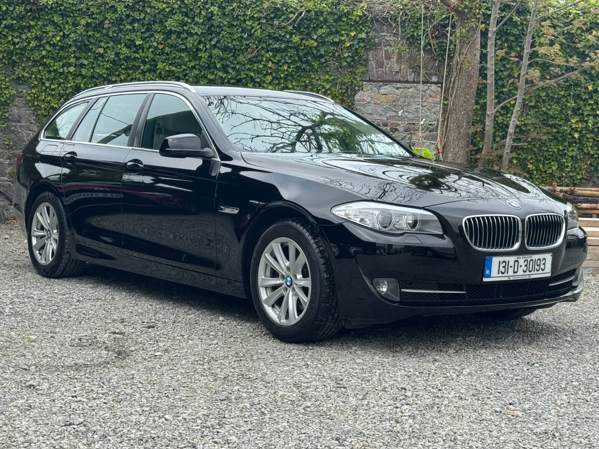 2013 BMW 520d Touring - Image 1