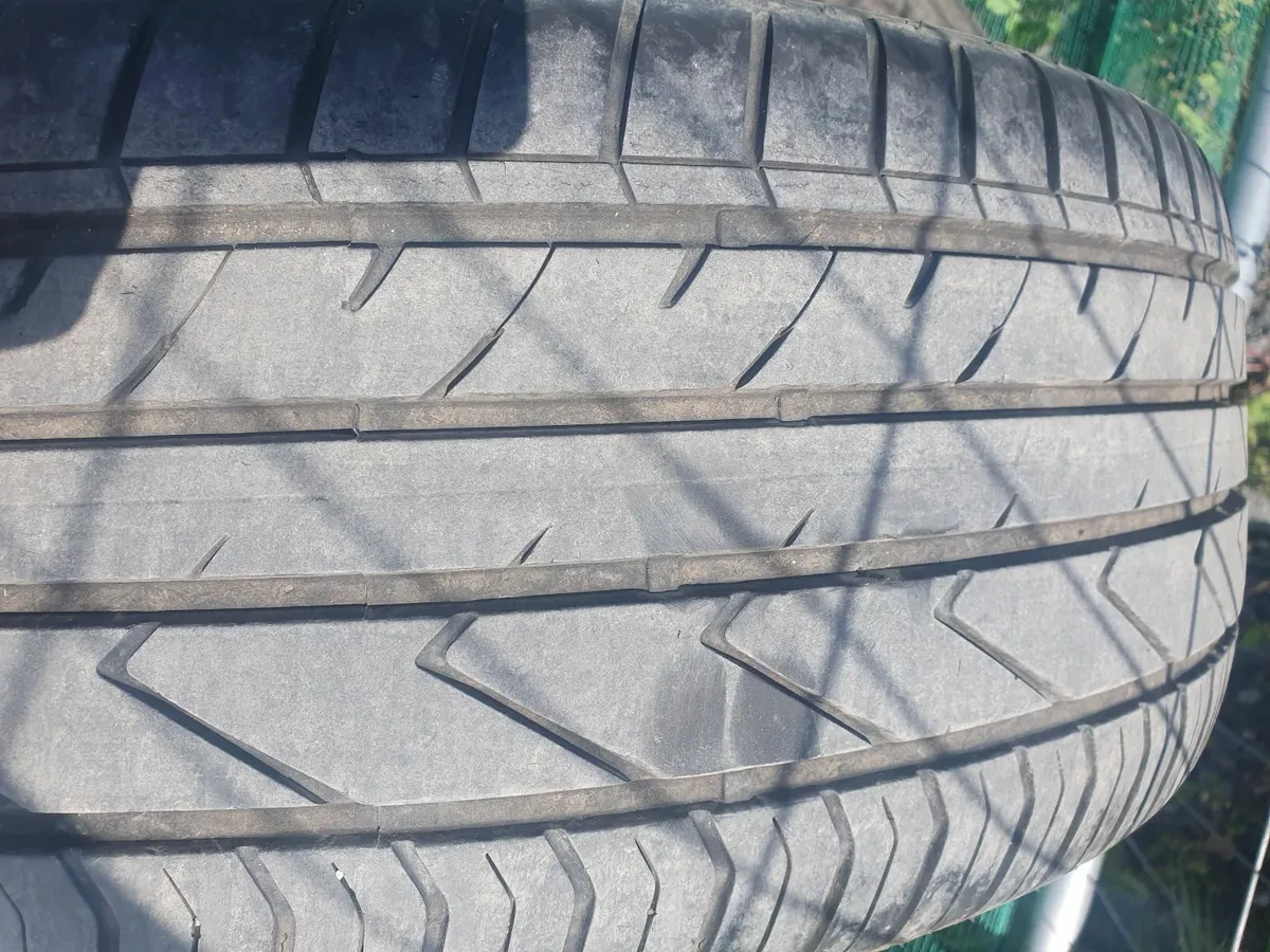 Vw Dijon alloy wheel & tyre - Image 4
