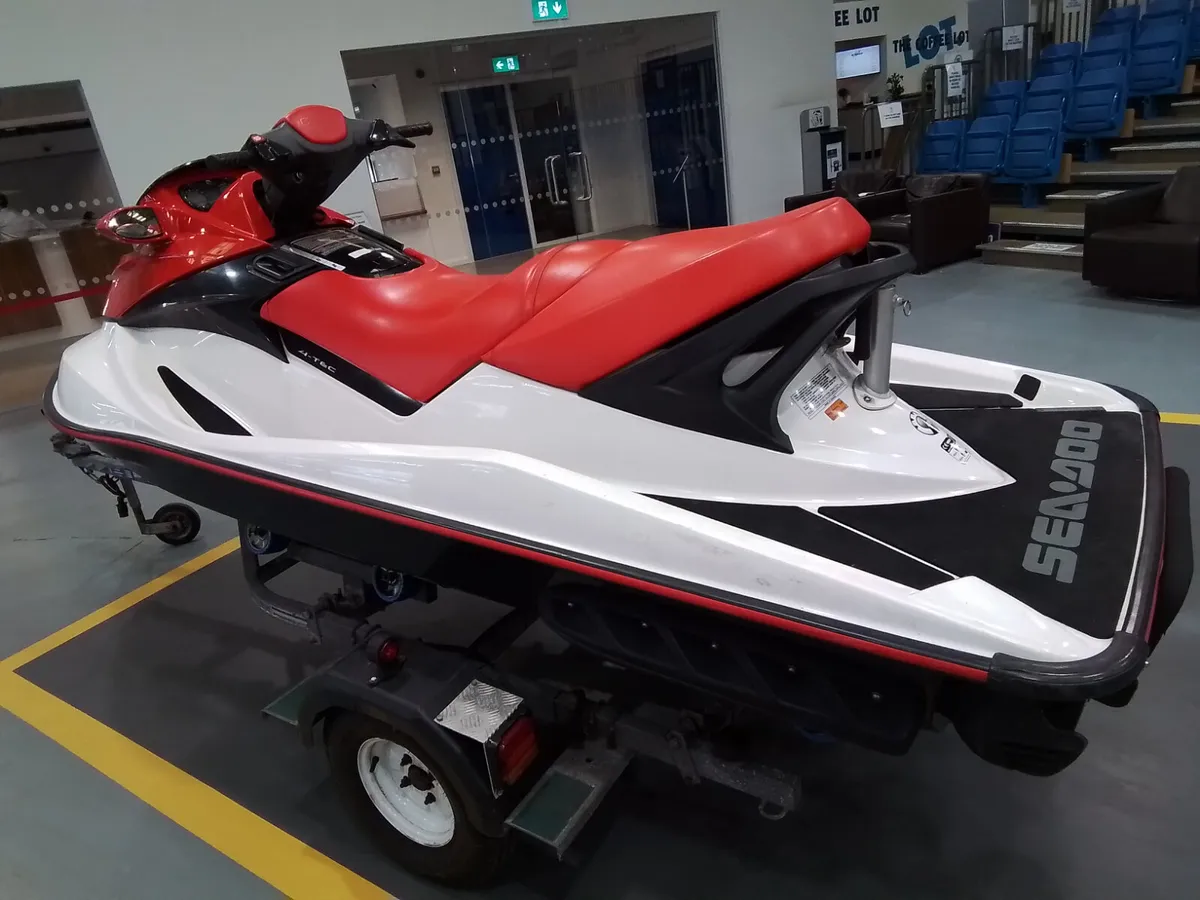 Ex Inland Fisheries Direct Seadoo 4-Tec Jetski - Image 4