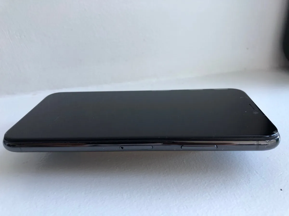 Iphone X - Image 4