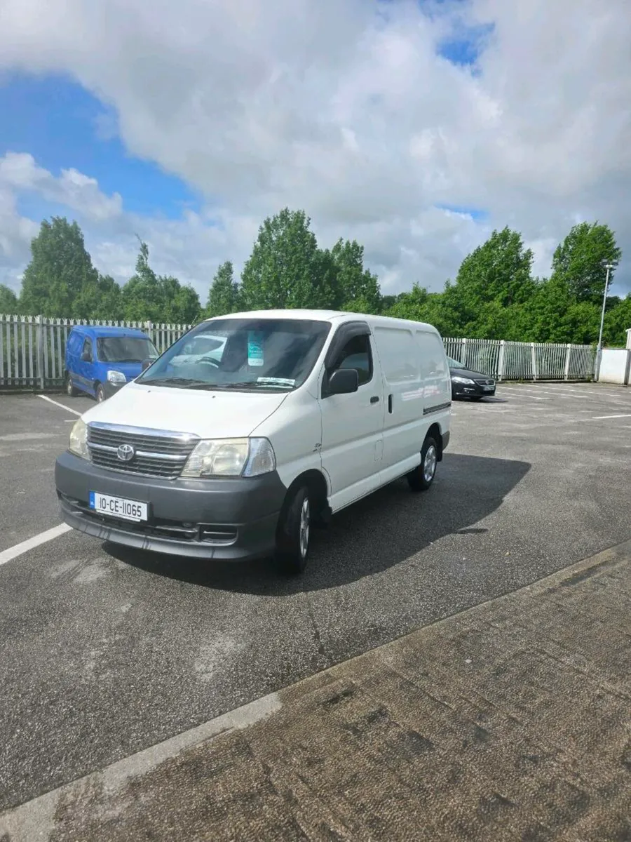 Toyota hiace d4d - Image 2