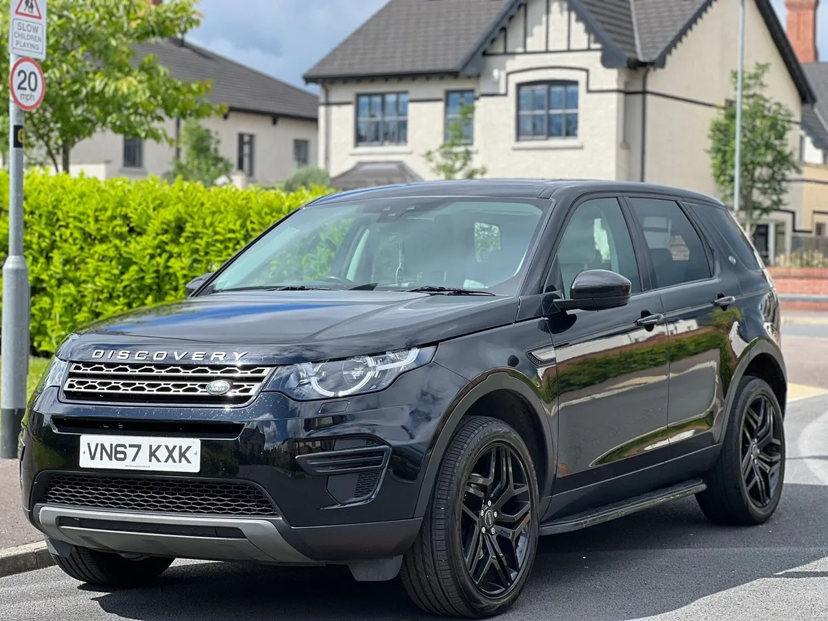 Land Rover Discovery Sport 2018 - Image 3