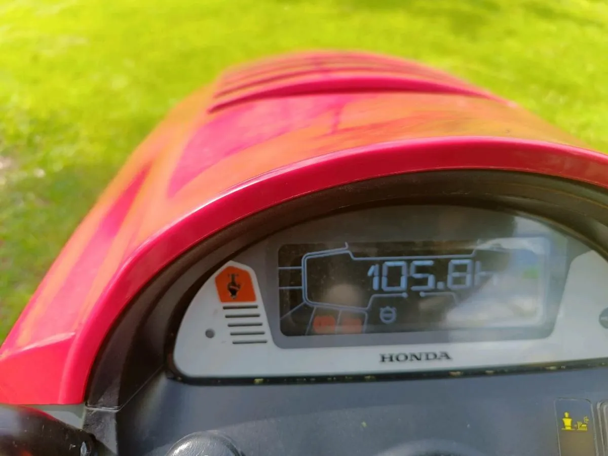Ride on mower - Image 1