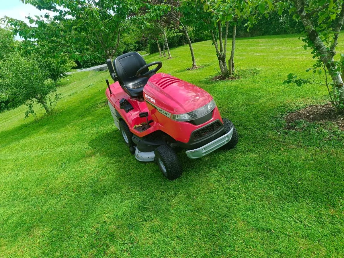 Ride on mower - Image 3