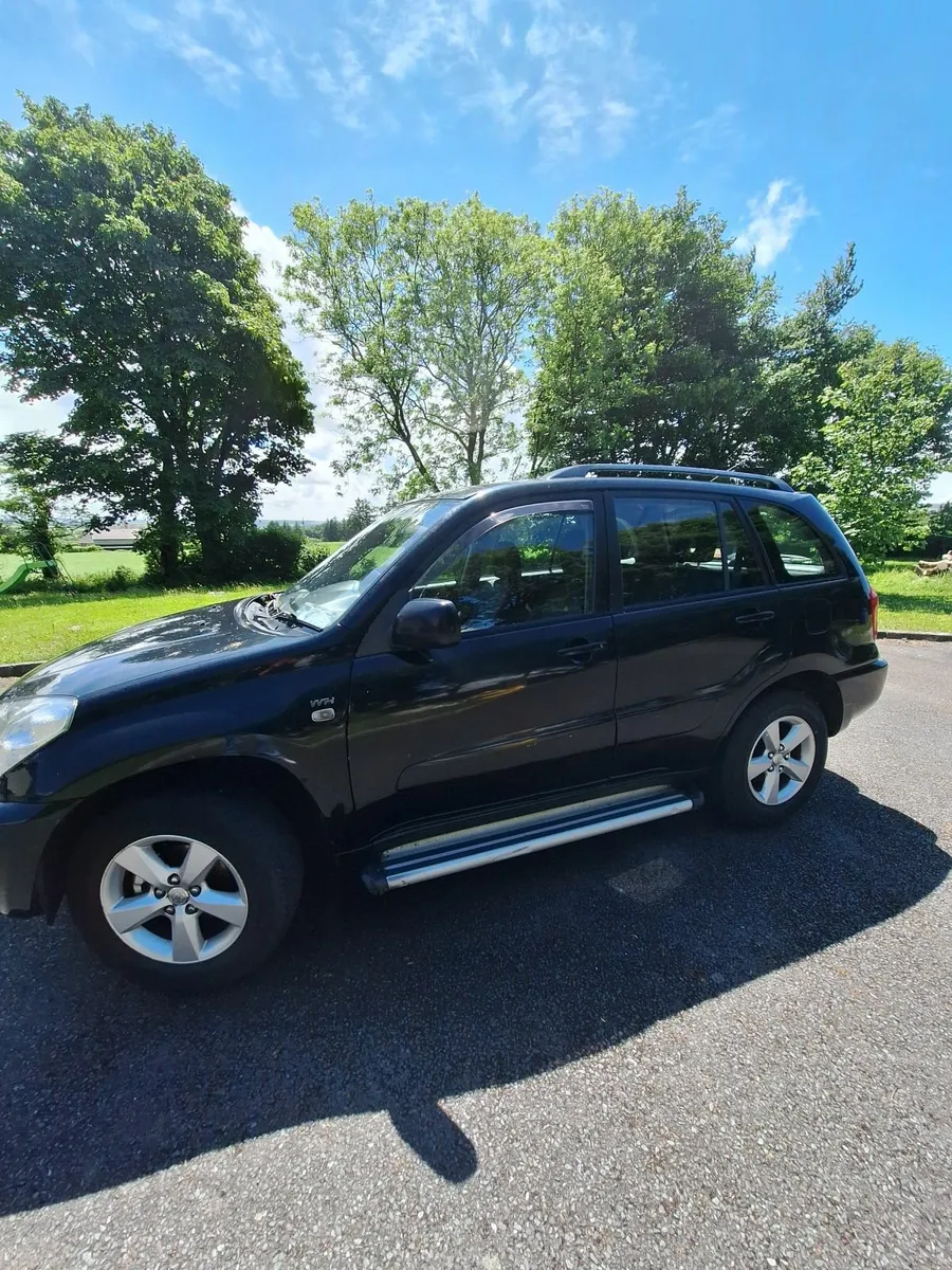 Toyota RAV4 2005 - Image 1