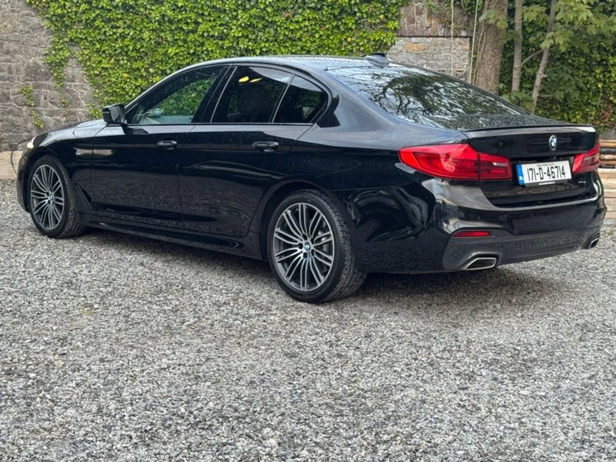 2017 BMW 520D M-Sport Automatic - Image 3