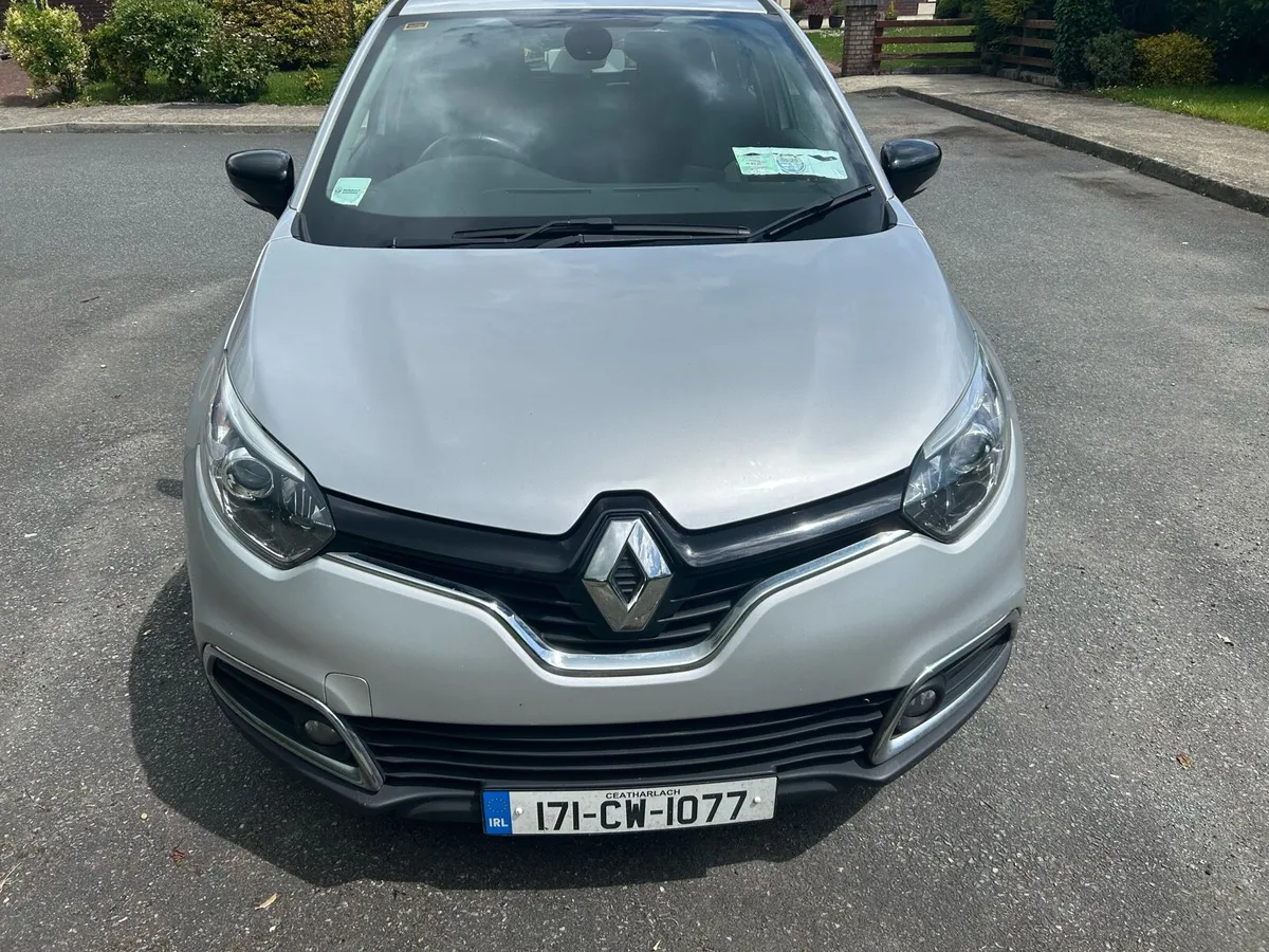 Renault Captur life 1.5dci 90 Auto - Image 1
