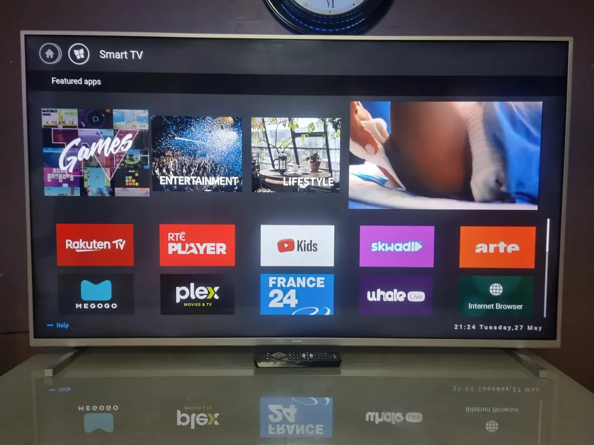 55" Philips Ambilight 4K HDR Smart LED TV - Image 4