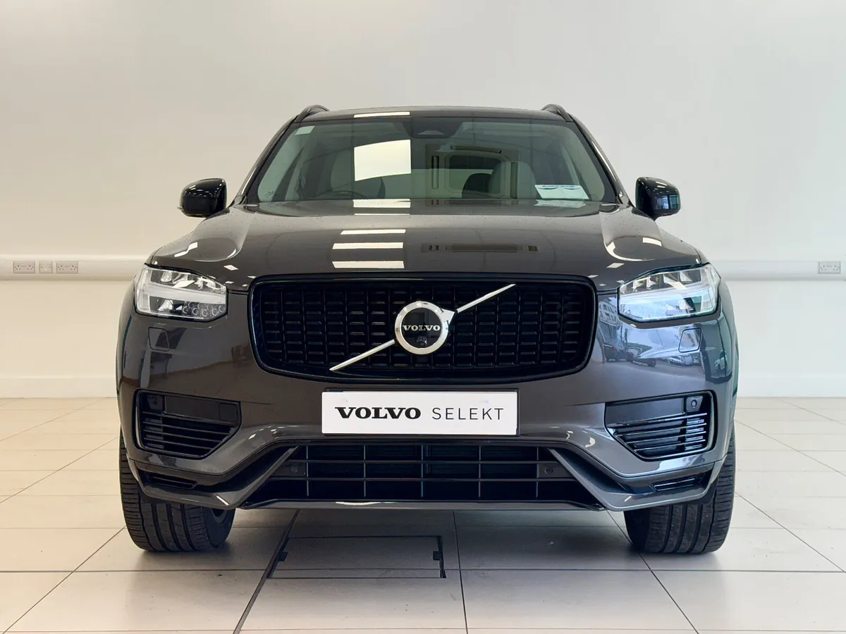 Volvo XC90 T8 AWD PHEV 7 Seat Plus Dark Auto - Image 2
