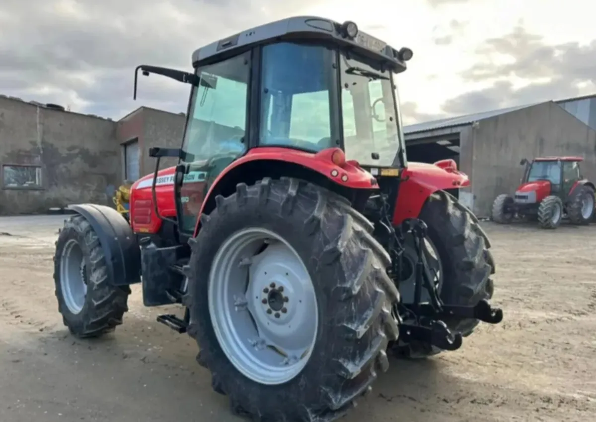 2006 Massey Ferguson 5460 - Image 3
