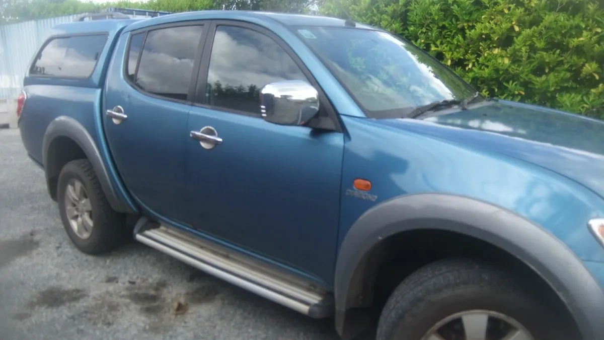 Mitsubishi L200 2008 - Image 2