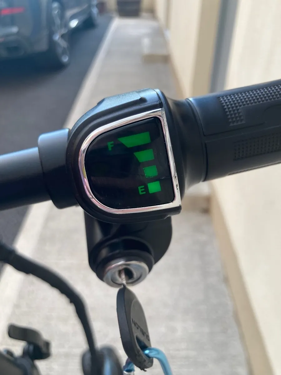 Electric bike - Image 2