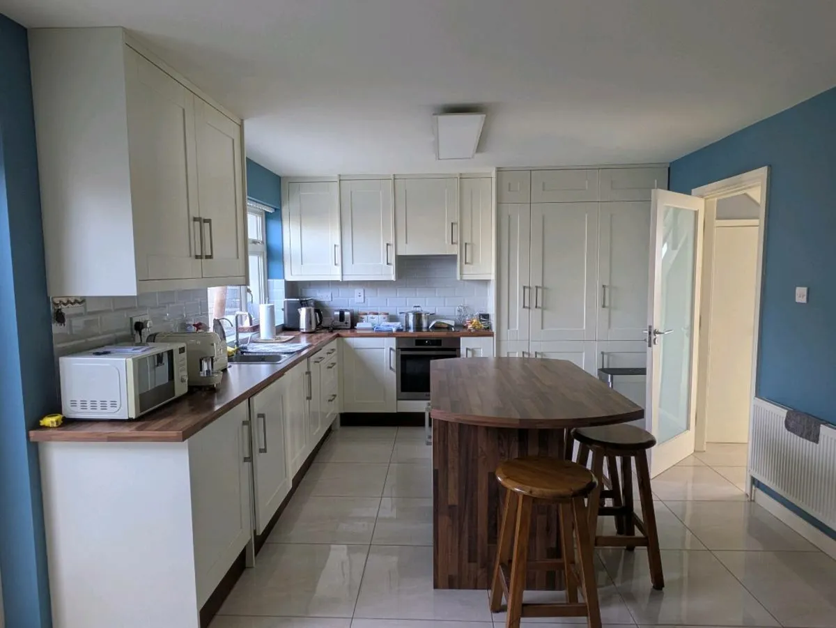 Kitchen - Image 2