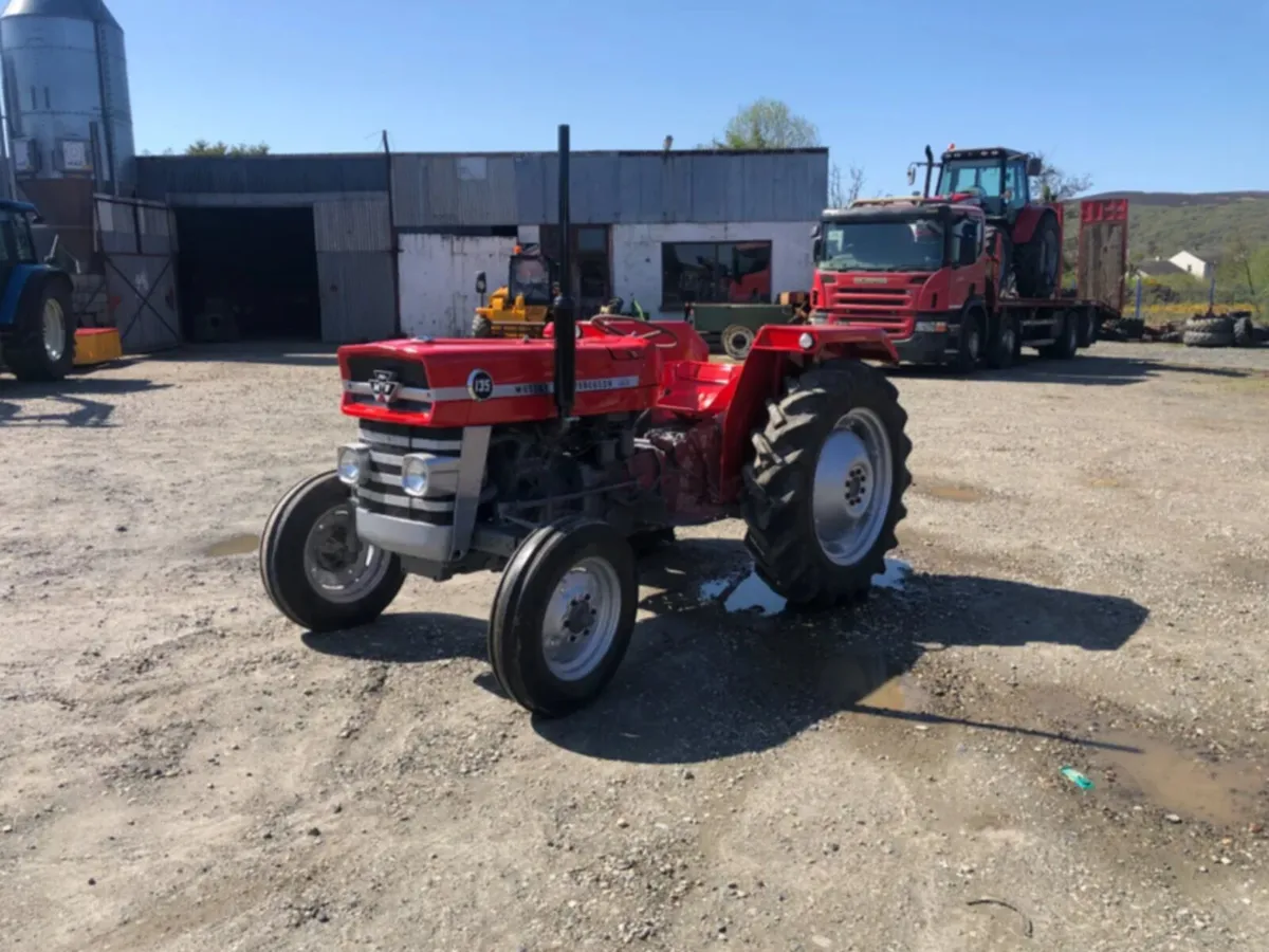1972 Massey Ferguson 135 Straight Axle - Image 1