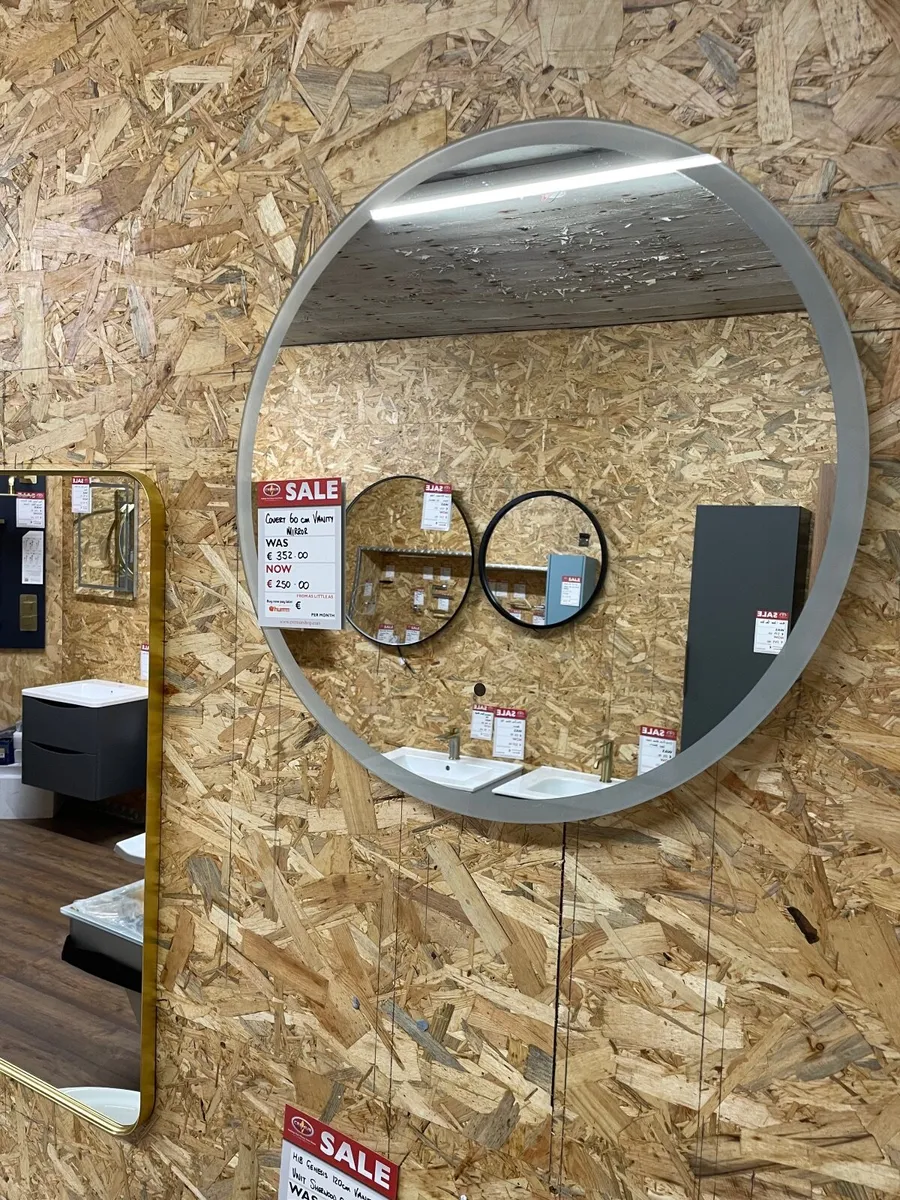 Ex-display R2 Covert Round 60cm  LED Vanity Mirror