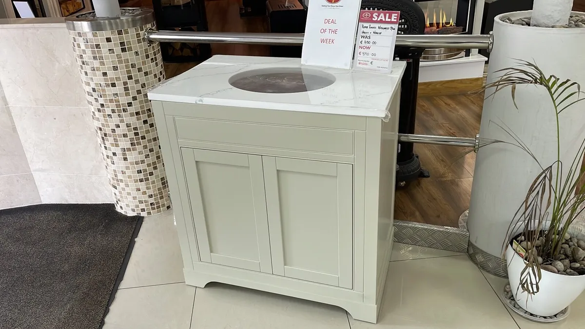 New Ex-Stock Widcombe 80cm Vanity - Image 1