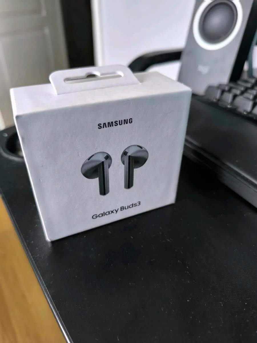 Galaxy Buds 3 - Image 1
