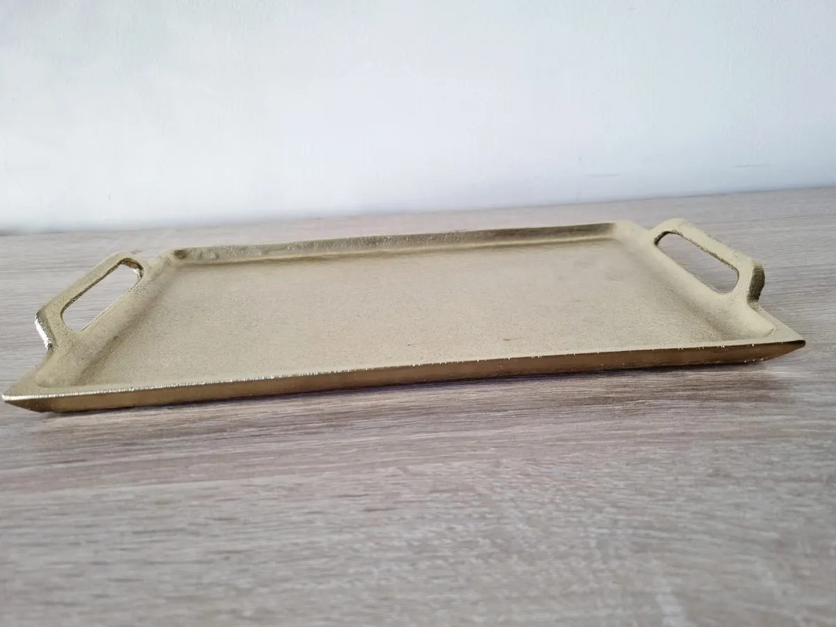 Gold metal decorative tray with handles 29x18cm - Image 1