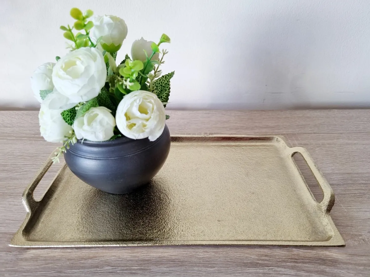 Gold metal decorative tray with handles 29x18cm - Image 2