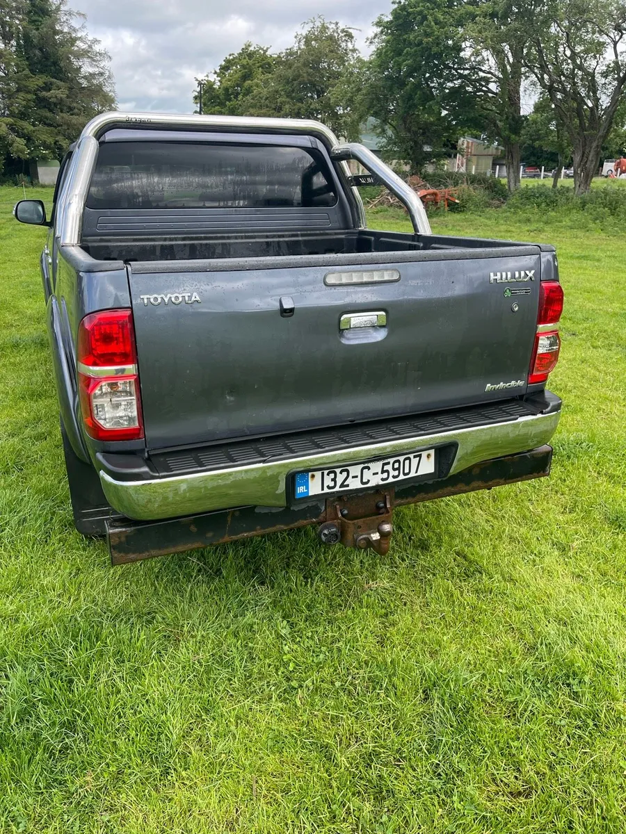 Toyota Hilux - Image 4