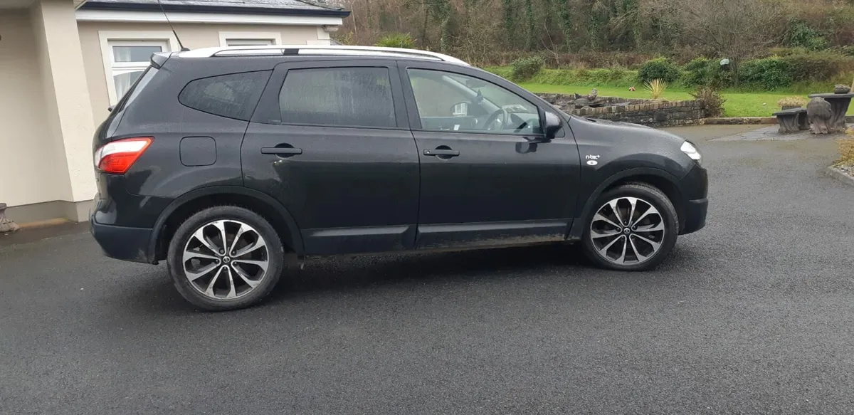 Car - Image 2