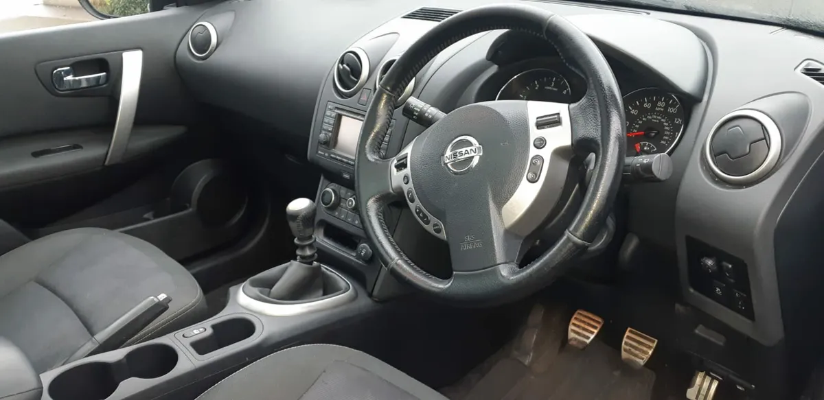 Car - Image 3