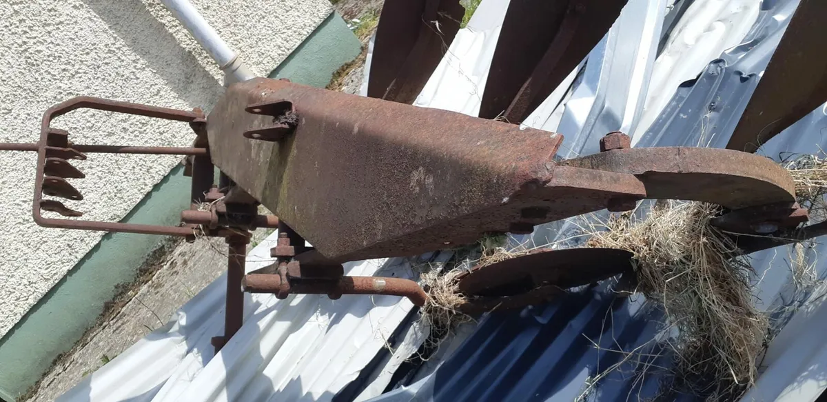 Ploughs - Image 4