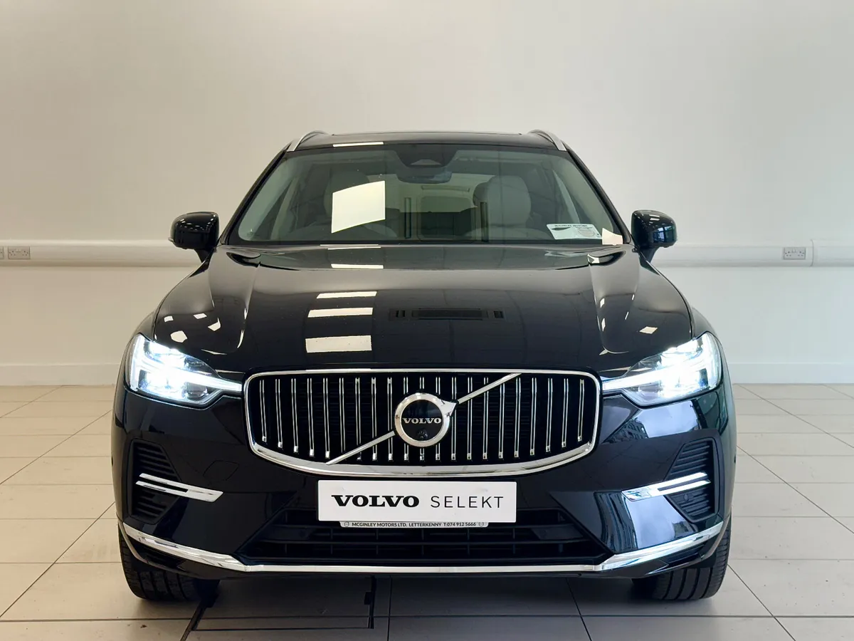 Volvo XC60 2024 - Image 2