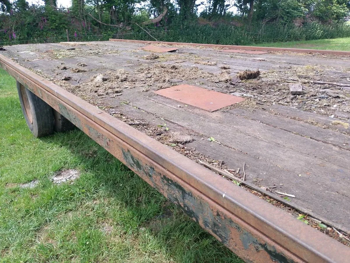 Bale trailer for sale - Image 3