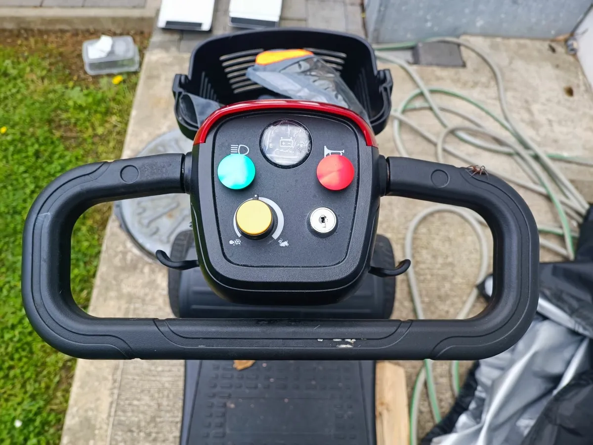 Apex Rapid Mobility Scooter - Image 4