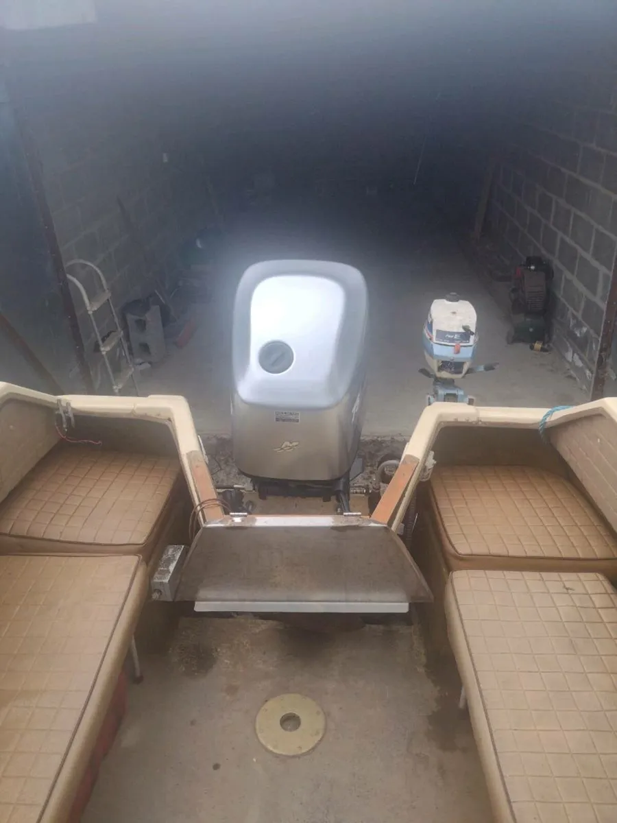 Boat - Image 3