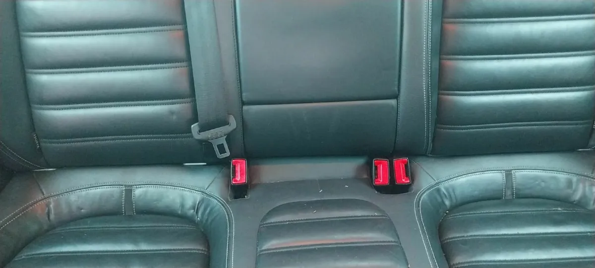 Volkswagen Passat 2012 - Image 3