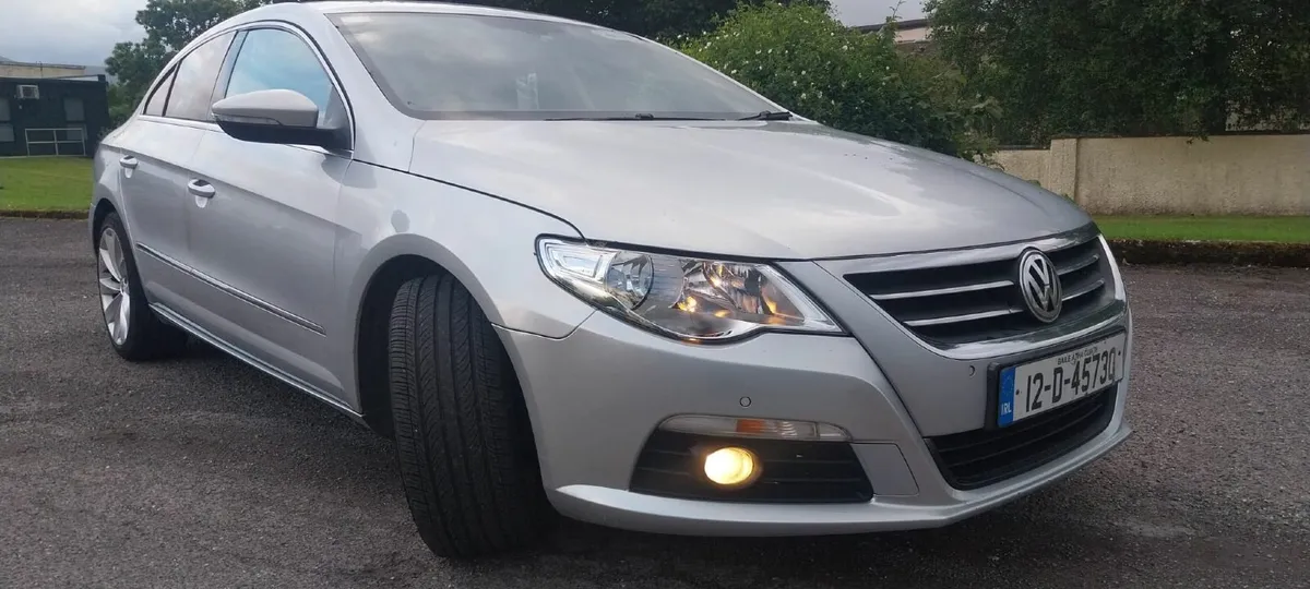 Volkswagen Passat 2012 - Image 4