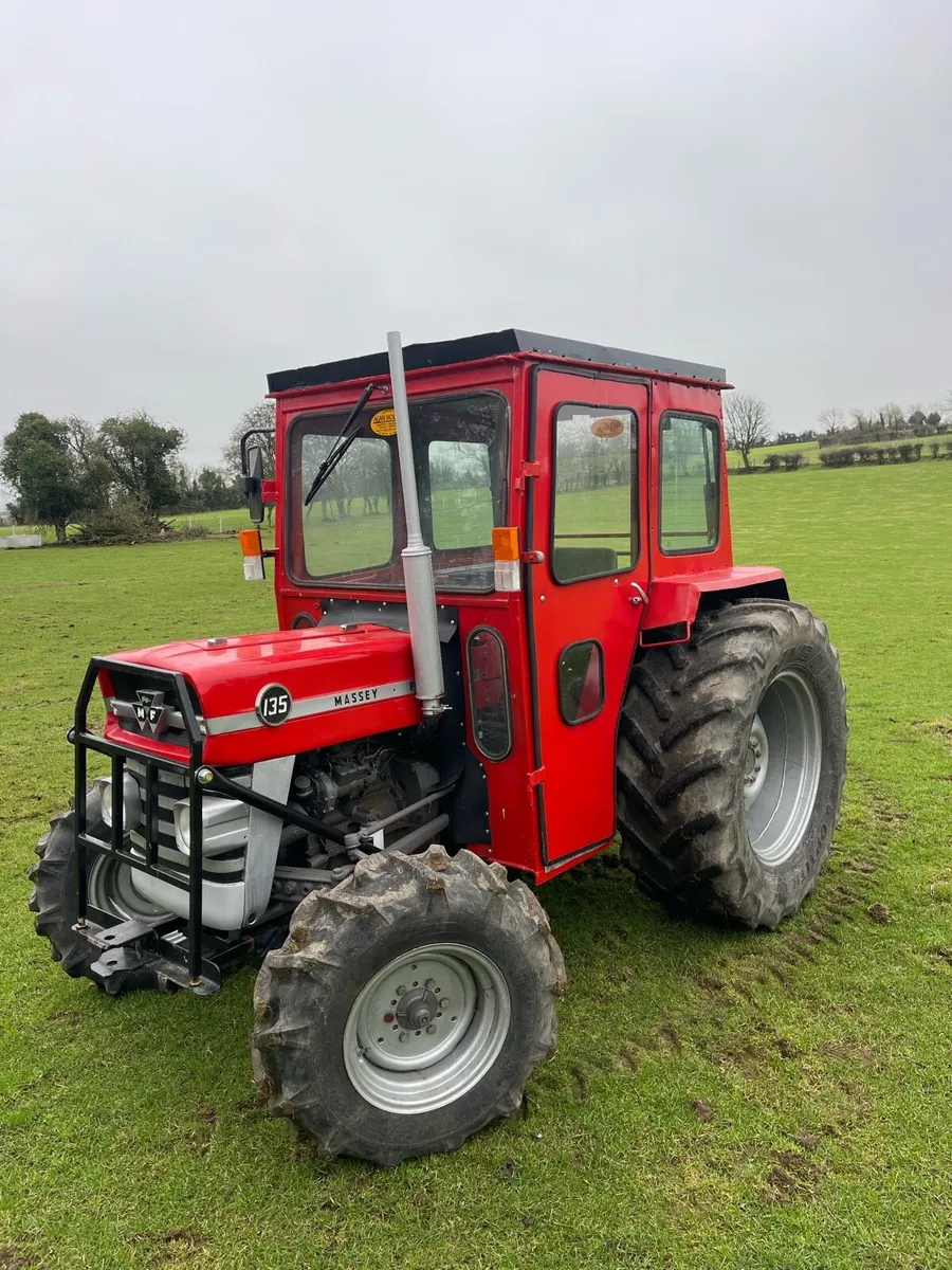 Massey Ferguson 135 - Image 1